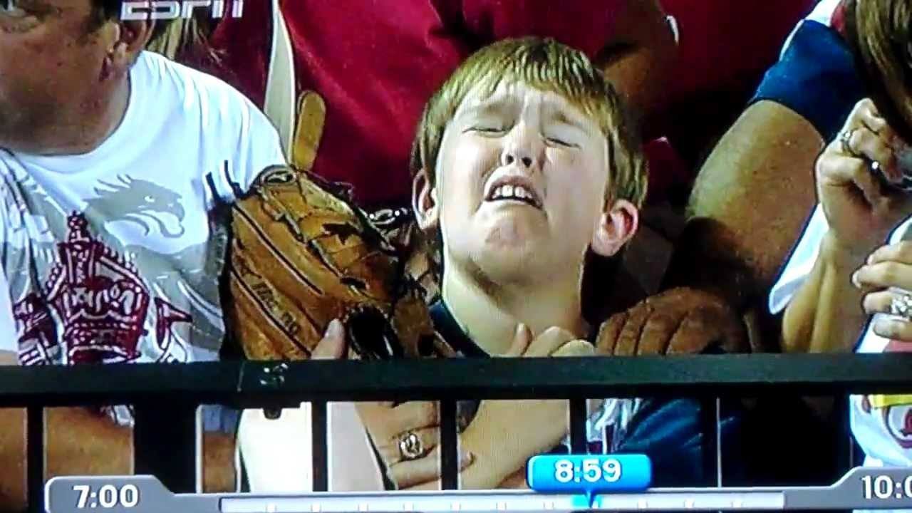 Kid Gets Destroyed By Albert Pujols Home Run