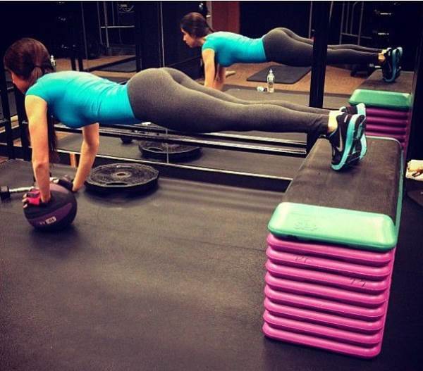 Sexy Jen Selter Pictures That Prove Squats Are Great