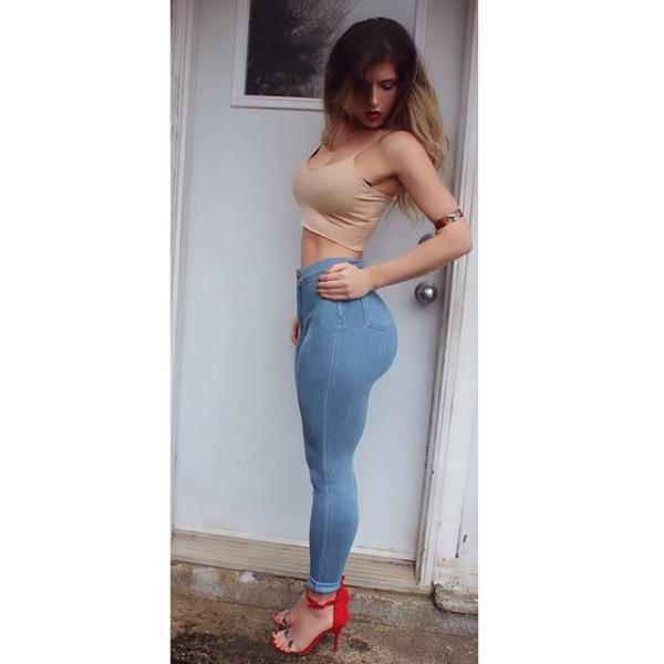 Angie Varona Ass